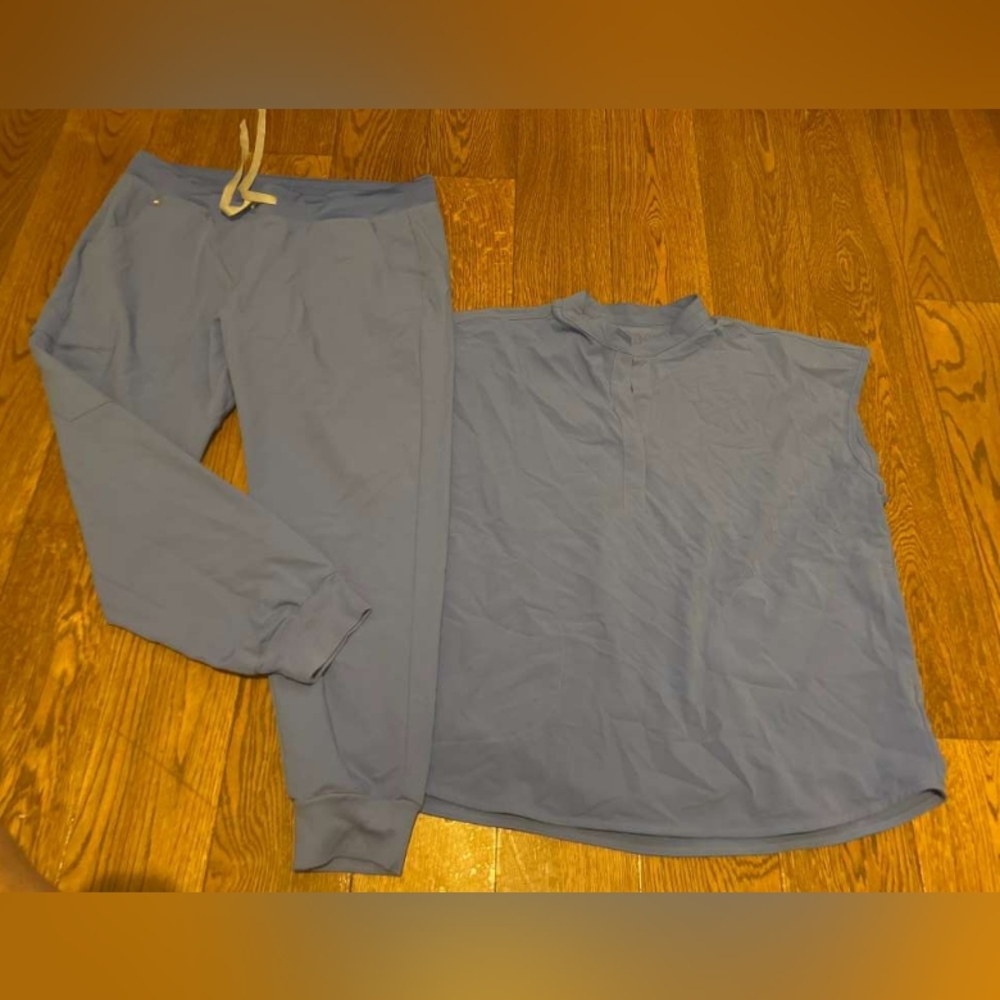 Figs Gray Technical Collection Top - image 1